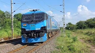 Azadi Ka Amrit Mahotsav Liveried SRE WAG12B Led Loaded BTPN Freight Curves Out Of Akurdi [upl. by Yroggerg]