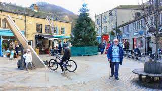 Busker  St Georges Square  Hebden Bridge  New Years Eve  31 Dec 2017 [upl. by Blackstock]