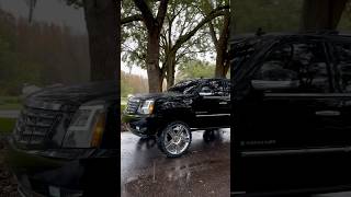 Escalade on 26s and 35s cadillac escalade 26s liftedtrucks shorts [upl. by Ludwigg]