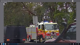 Queensland Fire and Rescue appliance 482B responding [upl. by Bonnie977]