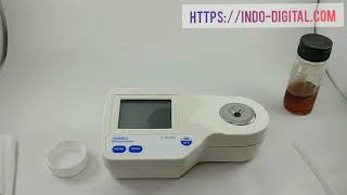 Alat Ukur Kadar Brix Madu Refractometer HANNA Digital [upl. by Eissalc136]