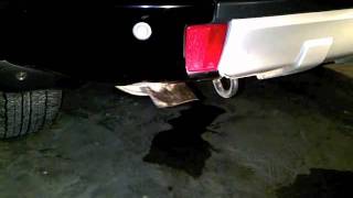 2011 Mitsubishi Pajero 38 V6 exhaust notem4v [upl. by Onaicilef871]