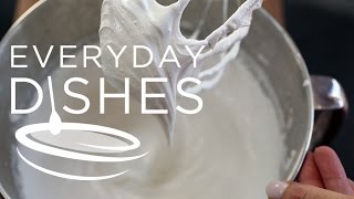 How to Make Fluffy Boiled White Icing [upl. by Yerocal]