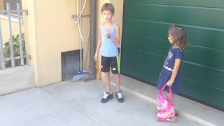 Tutorial Video scarpe con rotelle Heelys come si usano jk [upl. by Nilyam224]