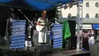 Happy Bavarians Traditional music on the Viktualienmarkt in Munich [upl. by Cohn]