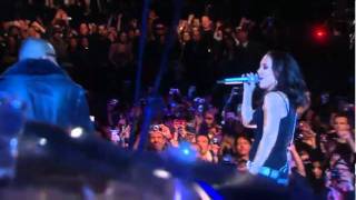 Alicia Keys amp JayZ  Empire State of Mind LIVE NYC [upl. by Ceporah]