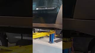 lowering a chevy Trailblazer off a ROTARY auto lift [upl. by Tobias62]