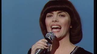 Mireille Mathieu  Une femme amoureuse 1981 [upl. by Ettie]