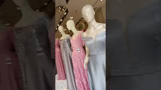 Vestido maravilhoso por 300 reais Só na Rua José Paulino em SP Número da loja no vídeo [upl. by Garth]