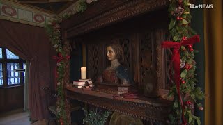 A Tudor Christmas in Hever Castle’s Boleyn Apartment [upl. by Worrad]