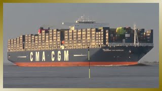 Containerschiff quotCMA CGM Alexander von Humboldtquot auf der Elbe [upl. by Nero]