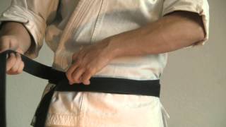 WIĄZANIE PASA KARATE how to tie a karate belt [upl. by Meador]