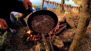 Варю каву з кульбаби ловлю плітку коптю смажу Знову на природі 24 години [upl. by Osbert]