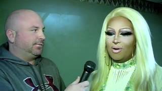 PJ SOVACOOL INTERVIEWS ROXXXY ANDREWS FROM RUPAULS DRAG RACE  MARCH 2013 [upl. by Adnak]