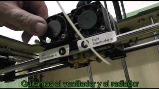 Fallo en el extrusor de la Makerbot [upl. by Anaujat]