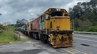 ExKiwiRail DBRs on the Goldfields Railway  201024 [upl. by Aihsak]