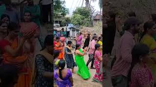 Vinayaka nimarjanam ooreginpu video 12andala maa oori akka chellele songs bathukamma dj songs [upl. by Cherrita953]