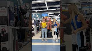 Where did she click to make the mannequin lift the girl 😃😅 funny [upl. by Dusa]