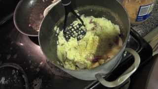 Homemade Garlic Rosemary Mashed Potatoes [upl. by Roi]