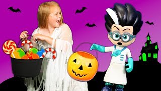 Assistant Scares Vampirina and PJ Masks Romeo for more Halloween Candy [upl. by Carmelia397]