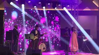 Nee Himamazhayayi live  Perfume Band Ft Nithya Mammen neehimamazhayayi nithyamammen perfumeband [upl. by Sitrik701]