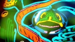 Fish  Optikinetics fish in a psychedelic sea Maxs Magic Lanterns [upl. by Nwahser]