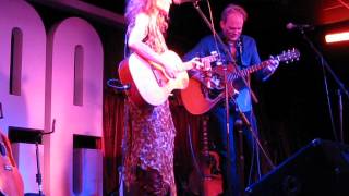 Patty Griffin  quotFaithful Sonquot accompanied by David Pulkingham The Glee Club Birmingham 240713 [upl. by Nickolas]