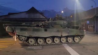 Panzer Leopard 2 WE Kolonne im öffentlichen Strassenverkehr [upl. by Idnil172]