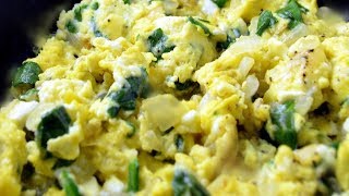 EASY BREAKFAST RECIPE  SPINACH EGGS AND CHEESE [upl. by Arney]