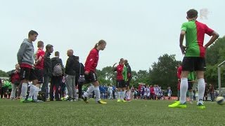 succes voor Gvoetbal in Barendrecht [upl. by Ogdan]