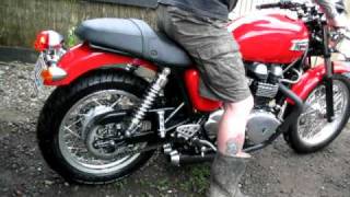 Thruxton with D amp D race exhaust [upl. by Janeczka]