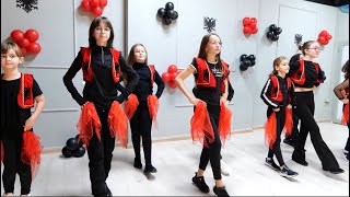 KËRCIM EL DANCE  VALLJA E TROPOJËS 2829 NËNTORI 🇦🇱 [upl. by Atnauqal]