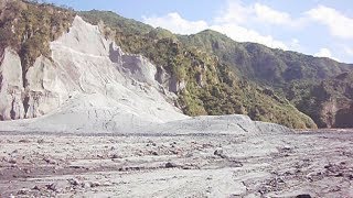 Drive in lahar river Mt Pinatubo Philippines [upl. by Teodorico]