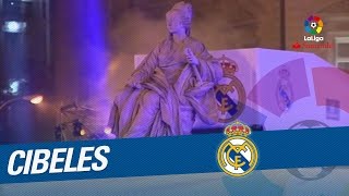 La Cibeles recibe al Real Madrid campeón de LaLiga Santander 20162017 [upl. by Estey931]