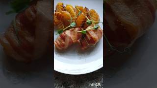 Курица в специях и чесноке в беконе yuliyasmallрецепты рецепты dinner chikenrecipe [upl. by Zetrauq]