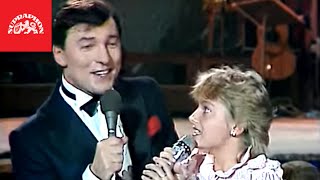 Karel Gott amp Darina Rolincová  Zvonky štěstí oficiální video [upl. by Annehs]