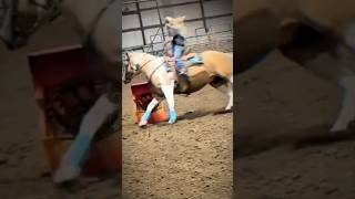 Last jackpot horse equestrain equestrian barrelracing rodeo rodeolife rodeotime [upl. by Yreved]