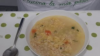 Ricetta della nonna Minestra di riso e verzagrandmas recipe rice and cabbage soup [upl. by Ybor132]