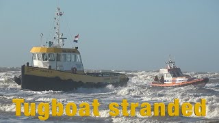 Sleepboot vastgelopen Zandvoort strand [upl. by Eardnaed]