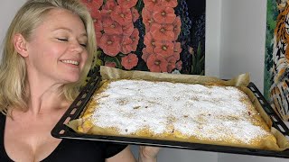 Rhabarberkuchen  lecker einfach fluffig und schnell Blechkuchen Rhabarber Rezept [upl. by Amej130]