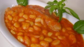 Fagioli con sugo di salsiccia [upl. by Colner]