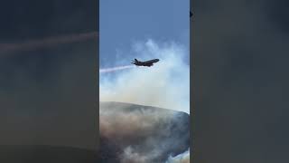 Drop fire retardant on east end of Mountain Fire fire Mountainfire airtanker ruallife [upl. by Orlanta]