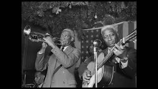 Lead Belly with Bunk Johnsons Band  Good Morning Blues 1947 [upl. by Eeliram335]