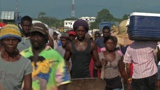 République Dominicaine  les Haïtiens entre chômage et exclusion [upl. by Katharine]