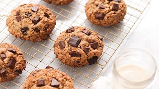 The BEST Vegan Oatmeal Chocolate Chip Cookies healthy amp easy [upl. by Torrance]