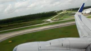 HD Continental Airlines Boeing 737900 Takeoff at Houston to SMF [upl. by Jacobson]