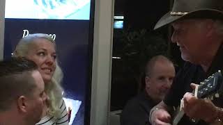 Efterfest Radio Viking Cinderella Roffe Kristina från Vilhelmina 20190403 0306 [upl. by Ariaic]