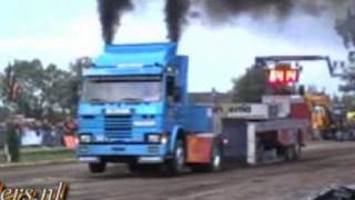 2011 Renswoude truckpullerswmv [upl. by Barra106]