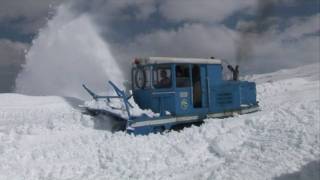 Schneeräumung am Großglockner 2009 [upl. by Okime]