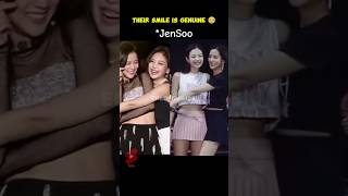 Jennie amp Jisoos hug with their cutest smile deja vu moments 🥹🫶 jennie jisoo jensoo [upl. by Ynahpets166]